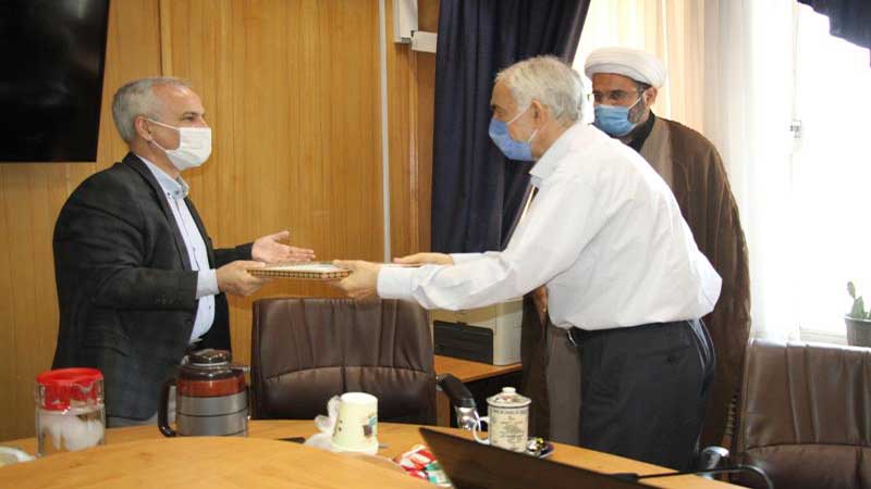 طی حکمی از سوی رئیس دانشگاه شیراز، دکتر سید مصطفی رضوی دینانی، به ریاست دانشکده‌ی دامپزشکی دانشگاه شیراز منصوب شد