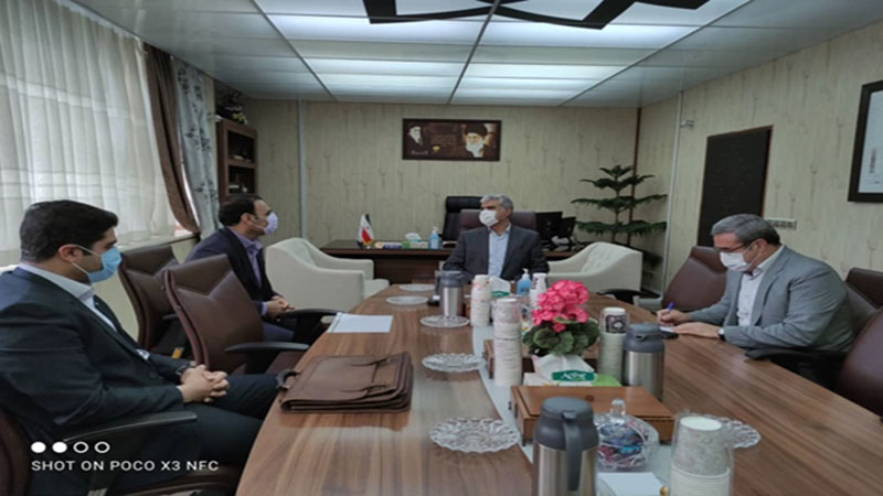 در دیدار مدیر کل دامپزشکی کرمانشاه و رییس دانشگاه علوم پزشکی صورت گرفت: تاکید بر پیگیری واکسیناسیون کارکنان دامپزشکی بخش دولتی و خصوصی استان