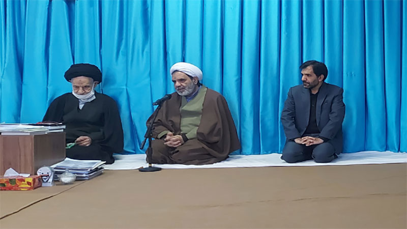 نماینده ولی فقیه در خراسان جنوبی در دیدار با مدیرکل دامپزشکی این استان عنوان کرد: خدمت به حیوان زنده و زبان‌بسته اجر اخروی دارد