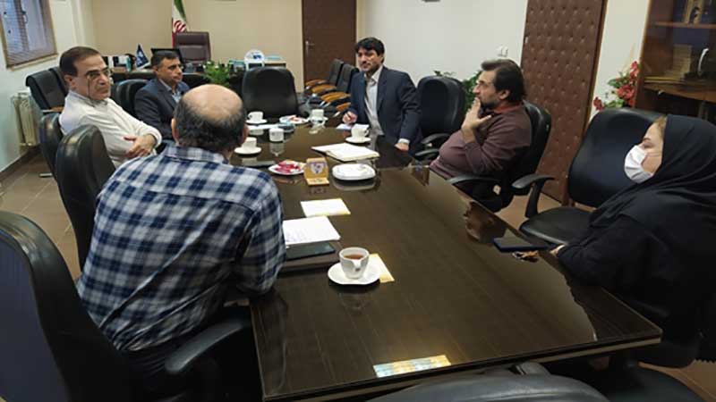 جلسه مدیرکل دفتر بهداشت و مدیریت بیماریهای طیور سازمان دامپزشکی با مدیران اداره کل دامپزشکی استان گیلان