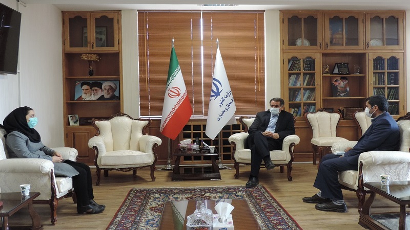 استاندار چهارمحال و بختیاری: واگذاری خدمات به بخش خصوصی در چارچوب قانونی و با همکاری با نظام دامپزشکی و نظارت دقیق بر عملکرد آنها در اولویت کاری قرار گیرد