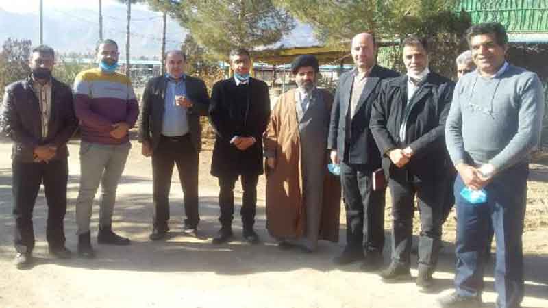 بازدید عضو کمیسیون اقتصادی مجلس شورای اسلامی از یک مزرعه شترمرغ مولد در شهرستان شهرضا