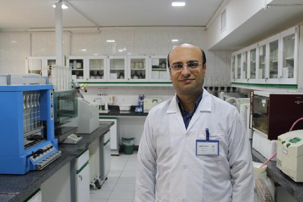 دکتر جمال قره خانی به عنوان پژوهشگربرتر استان همدان معرفی شد